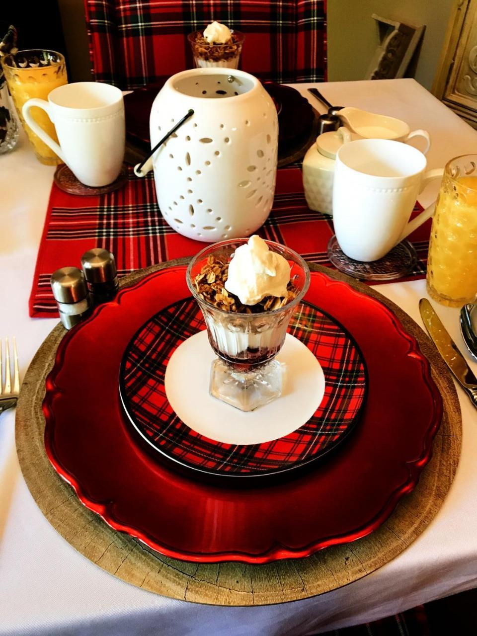 The Tartan House Bed & Breakfast Ajax Esterno foto